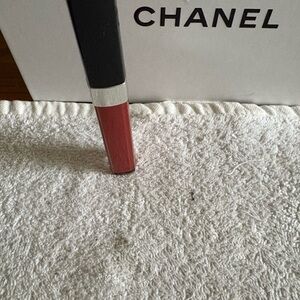 CHANEL Lip Gloss Lèvres Lumière Intense 74 Mystic - Deep Berry